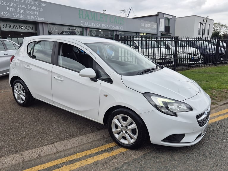 2018 Vauxhall Corsa 1.4i ecoTEC Design Hatchback 5dr Petrol Easytronic Euro 6
