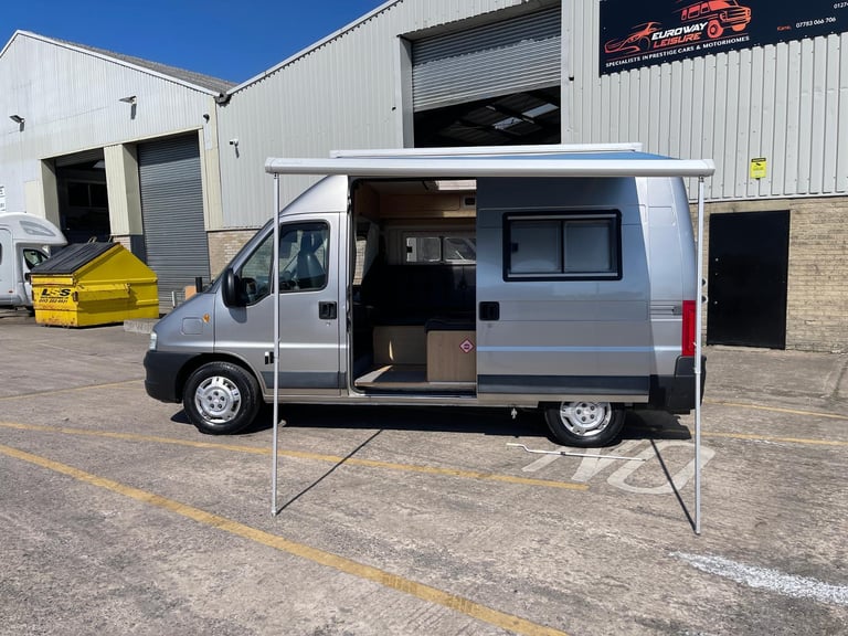 Fiat DUCATO 15 JTD MWB 2 BERTH I H TOP QUALITY MOTOR HOME