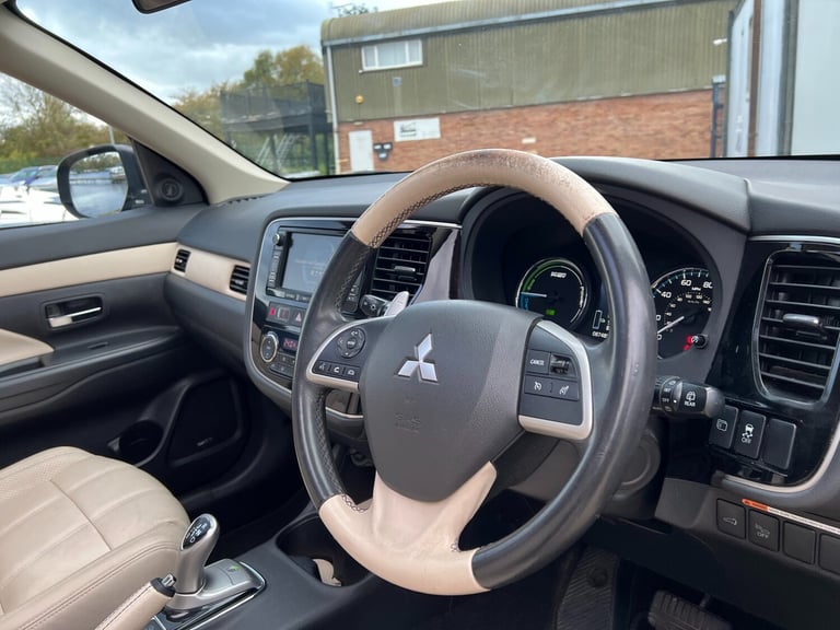 2015 Mitsubishi Outlander 2.0 PHEV GX5h 5dr Auto ESTATE Petrol Parallel Phev Automatic