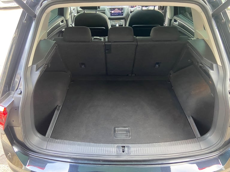 2019 Volkswagen Tiguan 2.0 TDI SEL SUV 5dr Diesel DSG Euro 6 (s/s) (150 ps)
