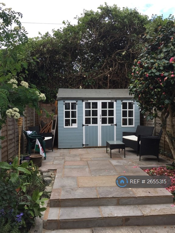 2 bedroom house in London, London, E9 (2 bed) (#2655315)