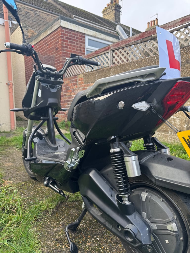 2024 Yadea Electric Moped