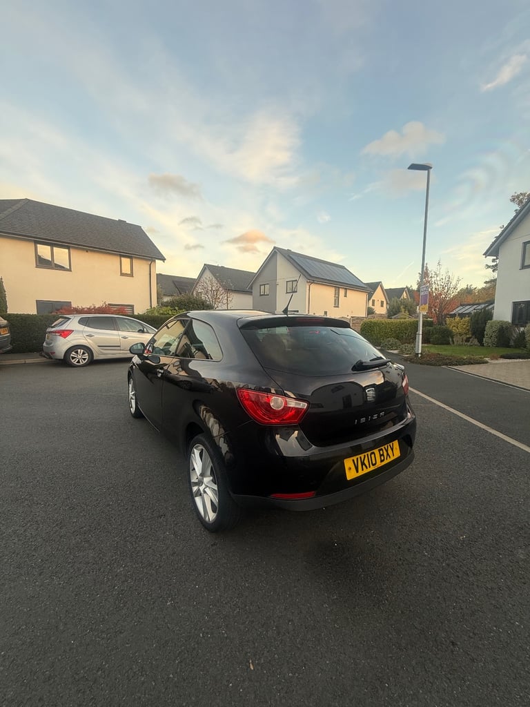 Seat, IBIZA, Hatchback, 2010, Manual, 1390 (cc), 3 doors