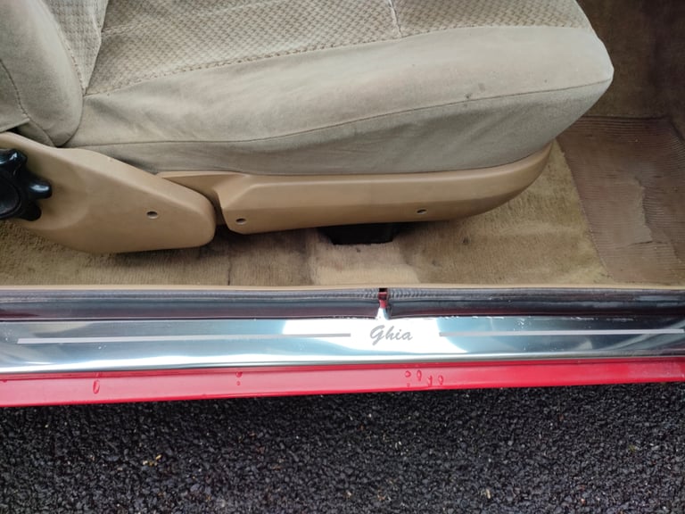 Ford, CORTINA GHIA AUTO, 1982, 1993 (cc)