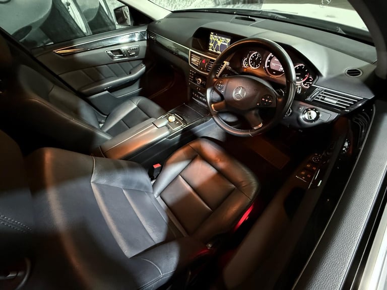 2010 Mercedes-Benz E Class 3.0 E350 CDI V6 BlueEfficiency Avantgarde G-Tronic Euro 5 5dr ESTATE D...