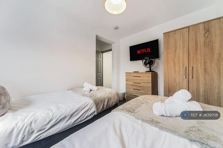 3 bedroom flat in Kilby Avenue, Birmingham, B16 (3 bed) (#2639708)