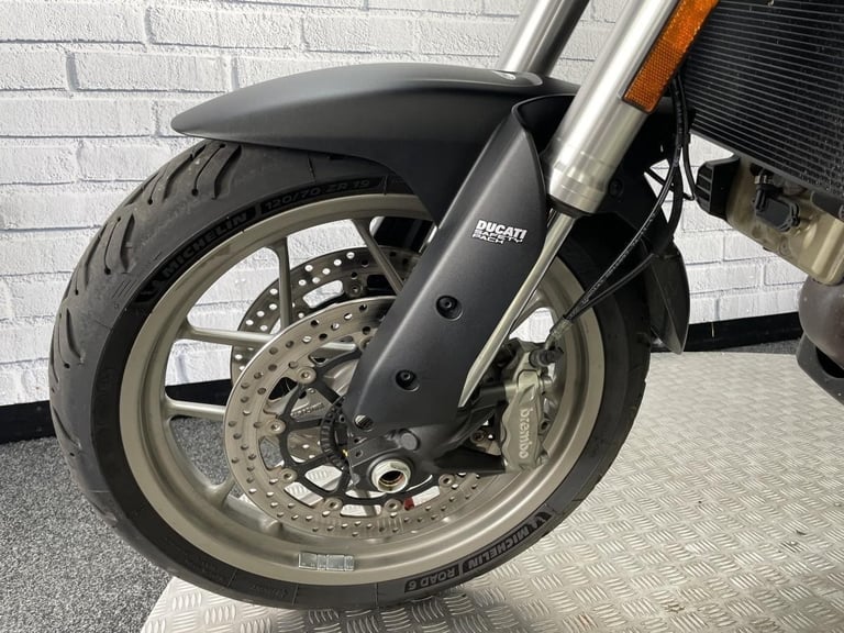 DUCATI MULTISTRADA 950