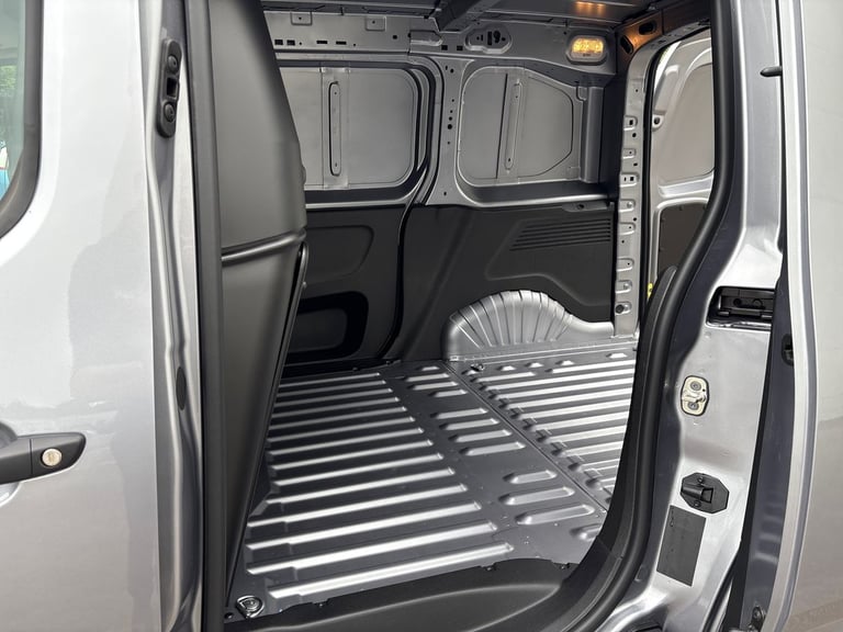 2025 Peugeot Partner 1.5 BlueHDi 100 Professional Van Van Diesel Manual