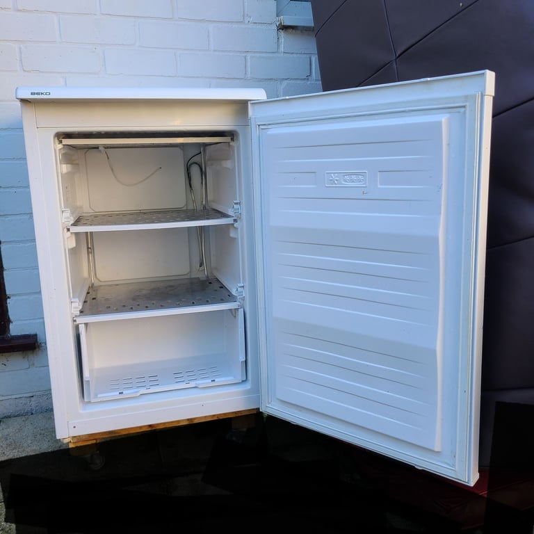 30 pounds if collected by you 35 pounds if I deliver. Freezer