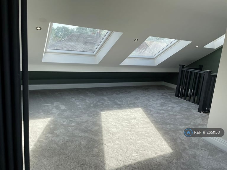 4 bedroom house in Gillbent Road, Cheadle Hulme, Cheadle, SK8 (4 bed) (#2651150)