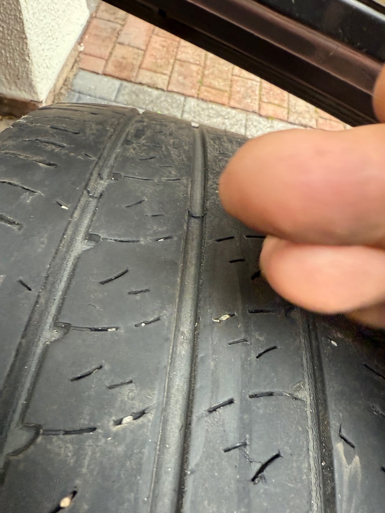 Ford transit van tires good conditi 4 mm 