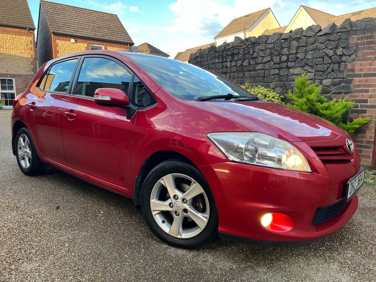 ***TOYOTA AURIS 1.3 100 BHP RED HATCH 2011***LOW MILEAGE 116K!***IDEAL FIRST CAR!***SWAP PX!***