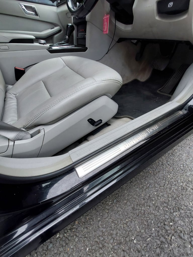 Mercedes-Benz, E CLASS, Saloon, 2011, Semi-Auto, 2143 (cc), 4 doors
