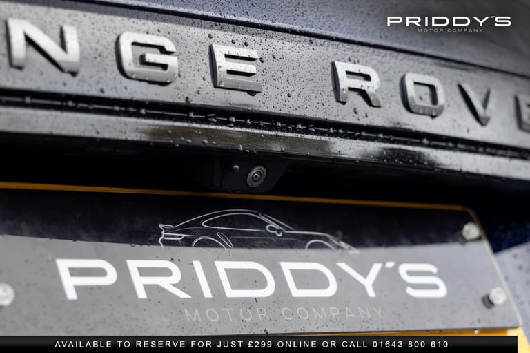 LAND ROVER RANGE ROVER EVOQUE 1.5 P300e 12.2kWh R-Dynamic HSE - Heated wheel,