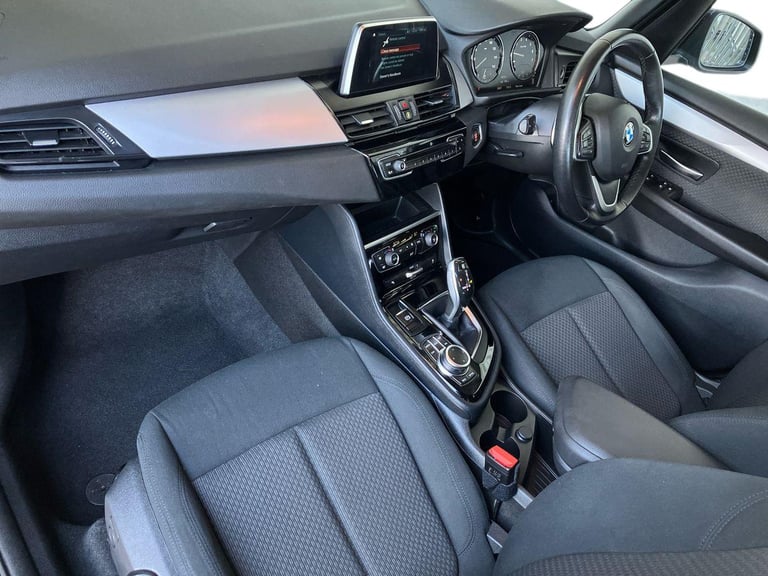 2019 BMW 2 Series 220i SE 5dr DCT Hatchback PETROL Automatic
