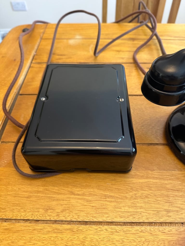 Western Electric 102 telephone with subset