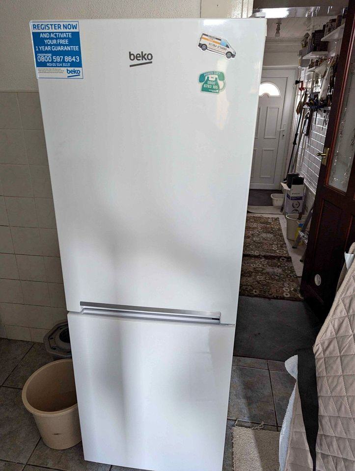 image for Fridge Freezer | FULLY WORKING | CAN DELIVER.