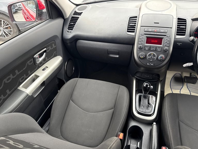 2013 Kia Soul 1.6 CRDi 2 Auto Euro 5 5dr HATCHBACK Diesel Automatic