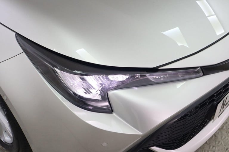 2021 Toyota Corolla 1.8 VVT-h Icon Tech Touring Sports CVT Euro 6 (s/s) 5dr Estate PETROL/ELECTRI...
