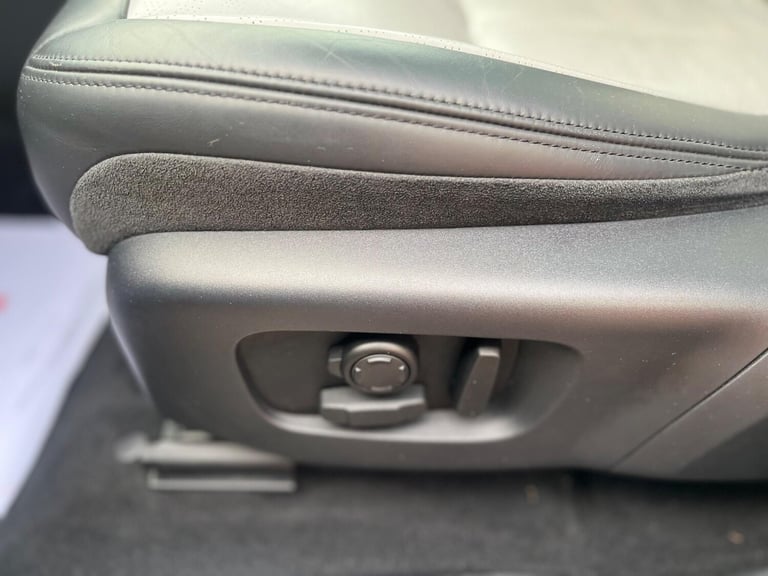 2019 Land Rover Range Rover Evoque 2.0 D180 R-Dynamic HSE Auto 4WD Euro 6 (s/s) 5dr ESTATE Diesel...