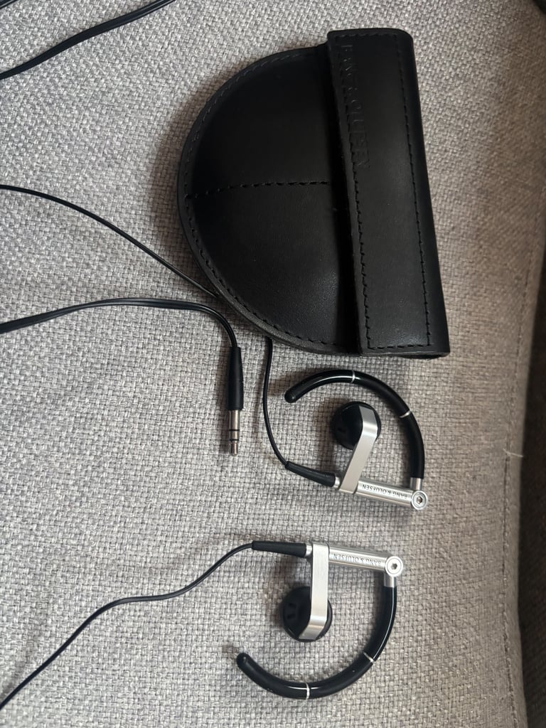 Bang & Olufsen A8 Wired Ear Phones