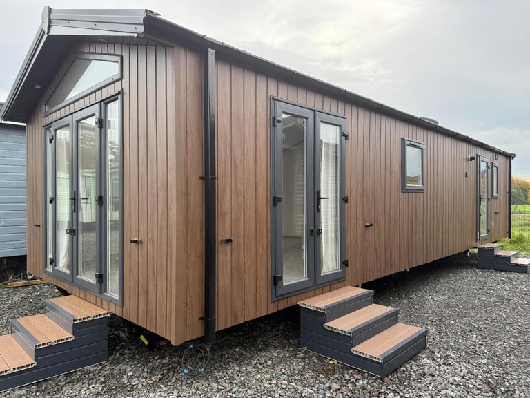 Nationwide Cottage 38ft x 13ft, 2 Bedroom Lodge