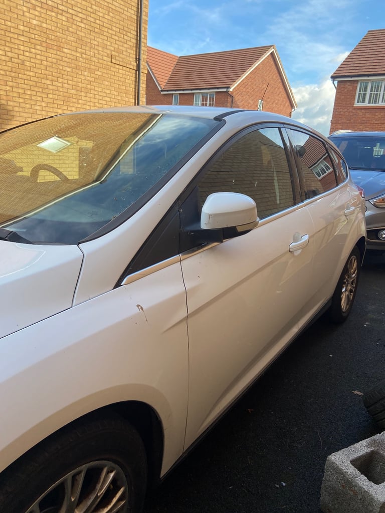 Ford, FOCUS, Hatchback, 2011, Manual, 1596 (cc), 5 doors