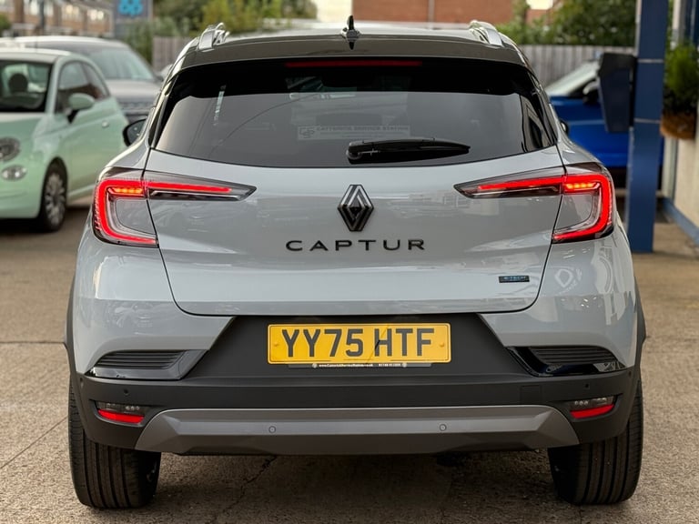 2025 Renault Captur 1.8 E-Tech Full Hybrid 160 Esprit Alpine 5dr Auto HATCHBACK PETROL/ELECTRIC A...