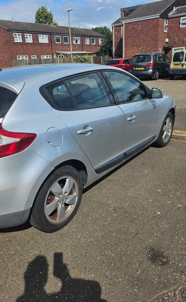 Renault, MEGANE, Hatchback, 2011, Manual, 1598 (cc), 5 doors