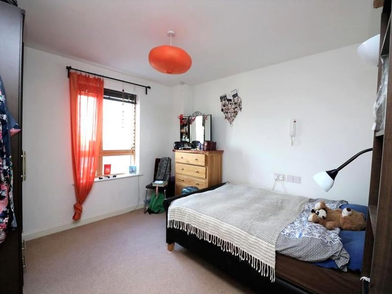 image for 🌟 Bright and spacious room available in the vibrant area of Peckham