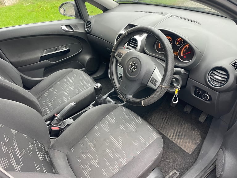 VAUXHALL CORSA EXCLUSIVE A/C,1.2 LTR,2012,MOT 12 MONTH,ULEZ FREE ,SERVICE HISTORY,DRIVE GREAT