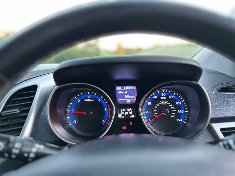 2016 Hyundai i30 1.6 CRDi Blue Drive SE DCT Euro 6 (s/s) 5dr HATCHBACK Diesel Automatic