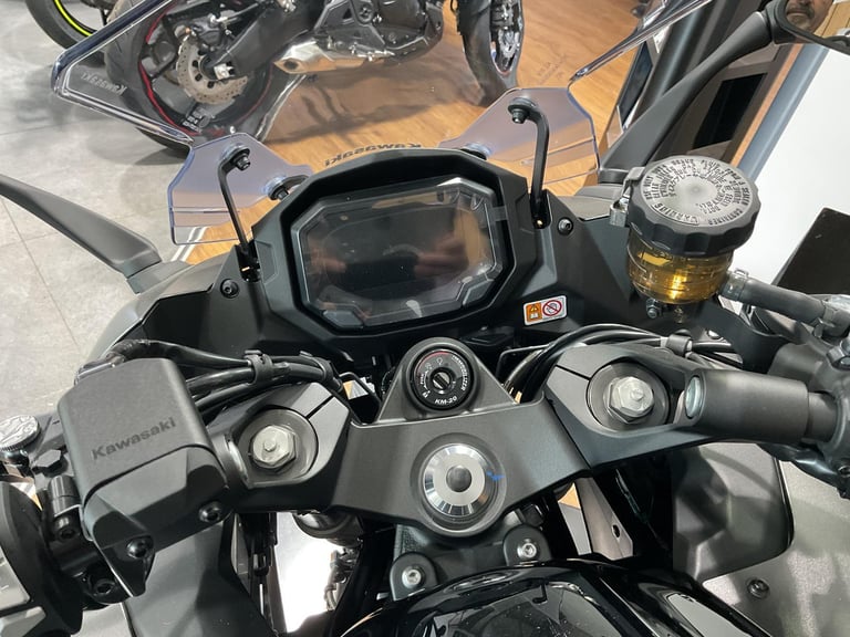 Kawasaki Ninja 1100SX SE 2025 TOUR for FREE!! FREE TOURING KIT! FREE UK DELIVERY