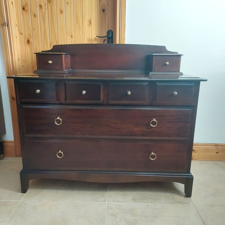 image for Quality Stag Longboy Chest In Original Condition Throughout With Freestanding Top Gallery 
