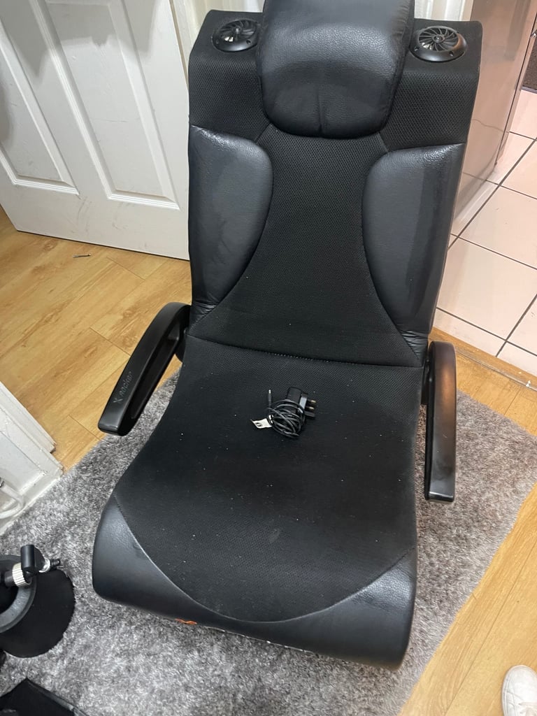 image for Gaming chair x rocker