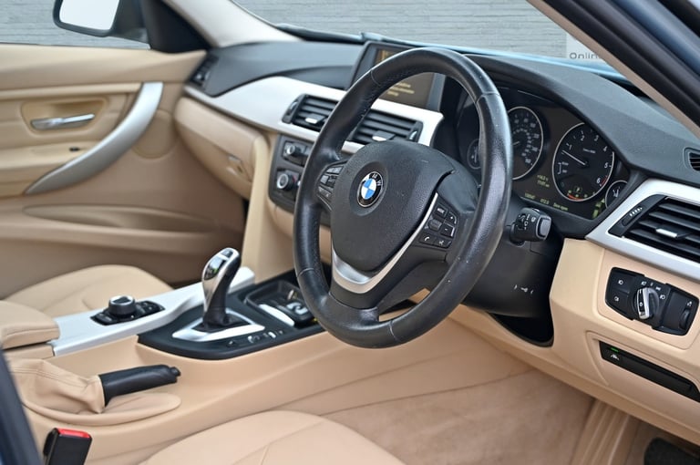 BMW 330d SE 3.0 DIESEL AUTO 5DR TOURING/ESTATE 2014 [14] BLUE