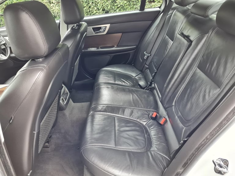 The Ultimate Diesel Automatic 2013 Jaguar XF Luxury Black Leather Interior Stunning Car