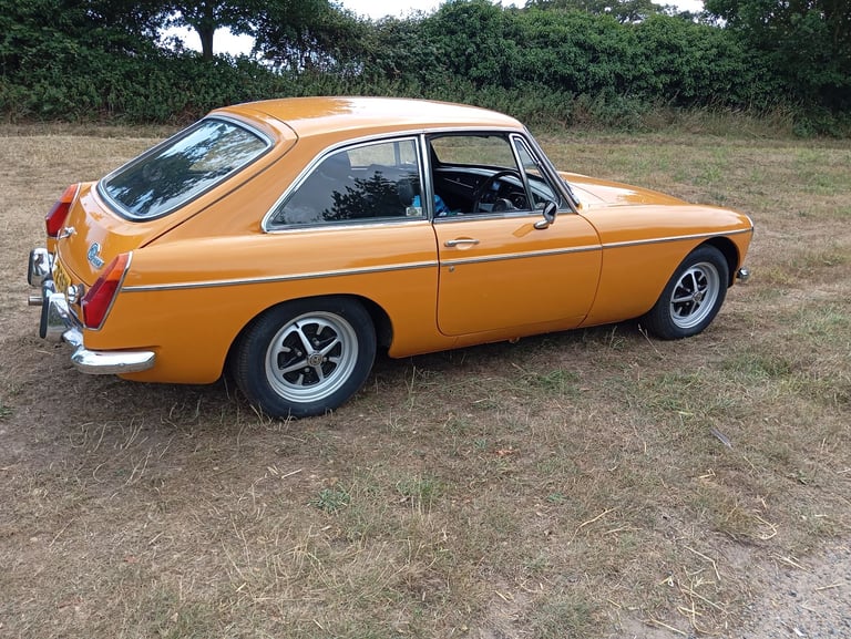 MGB GT 1973