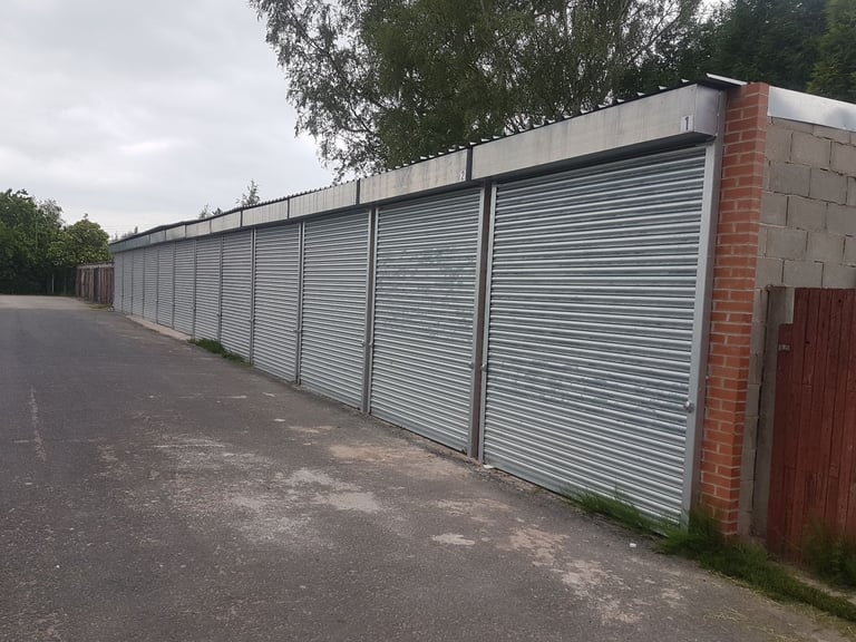 Lock up Garage To Let