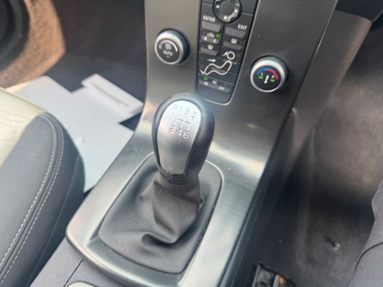 2009 Volvo C30 2.0D R-Design Sport Coupe 2dr Diesel Manual (151 g/km, 134 bhp) Coupe Diesel Manual