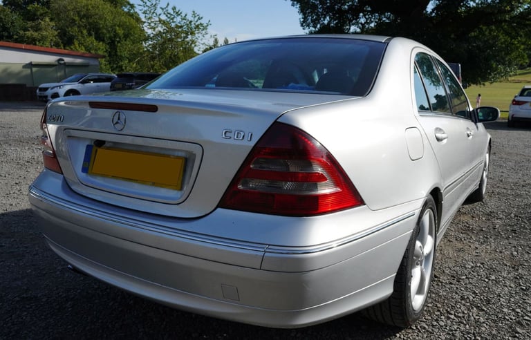 Mercedes-Benz, C CLASS, Saloon, 2004, Auto, 2685 (cc), 4 doors