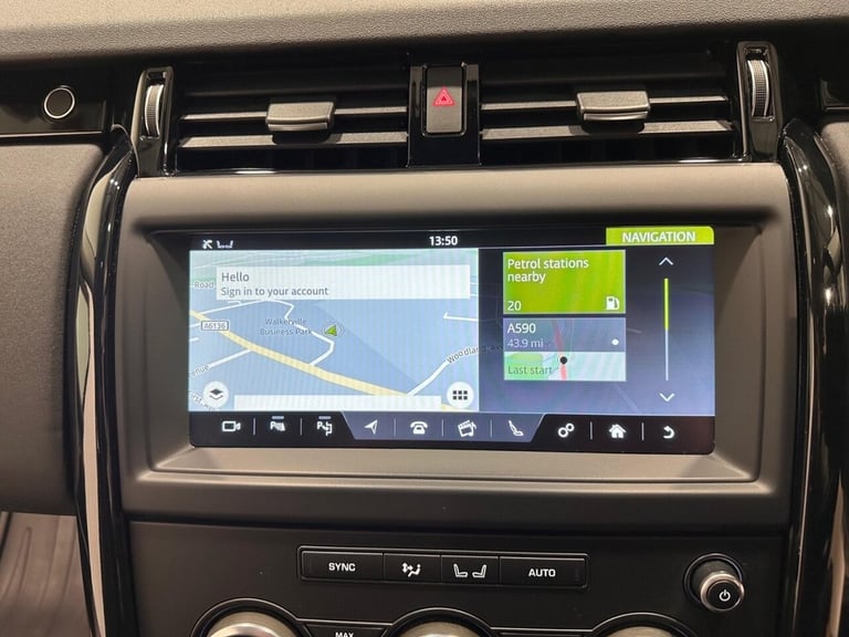 2020 Land Rover Discovery 3.0 SD V6 SE SUV 5dr Diesel Auto 4WD Euro 6 (s/s) (306 ps) ESTATE Diese...