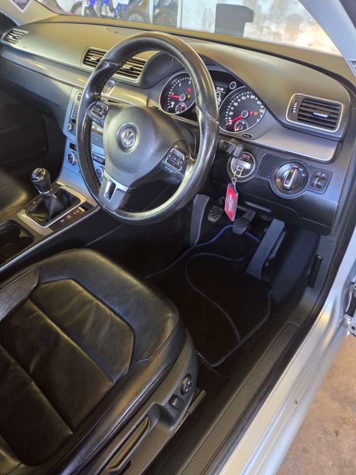 Volkswagen, PASSAT, Estate, 2014, Manual, 1968 (cc), 5 doors