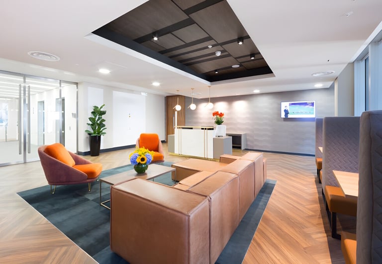 *Aldgate* Private Serviced Offices: Units from 3 to 70 desks for rent E1/City