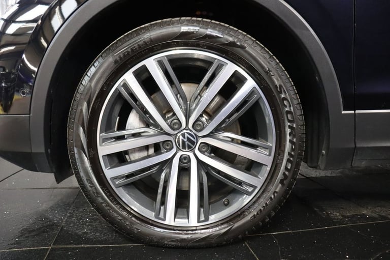 2023 Volkswagen Tiguan 1.4 TSI eHybrid Elegance 5dr DSG ESTATE PETROL/ELECTRIC Automatic