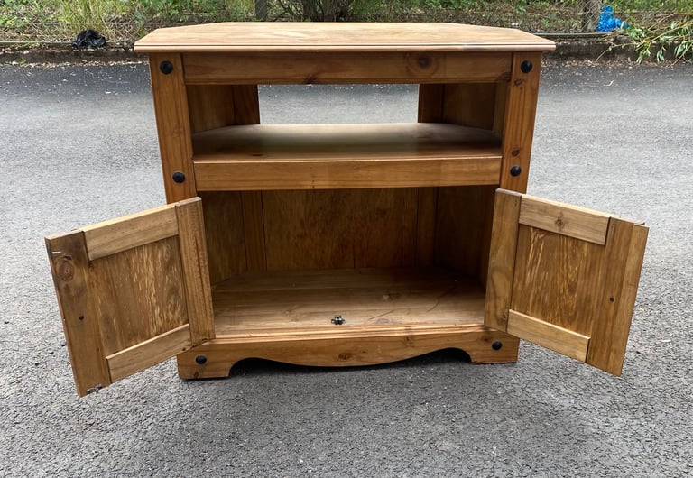 Corona Pine TV Cabinet 