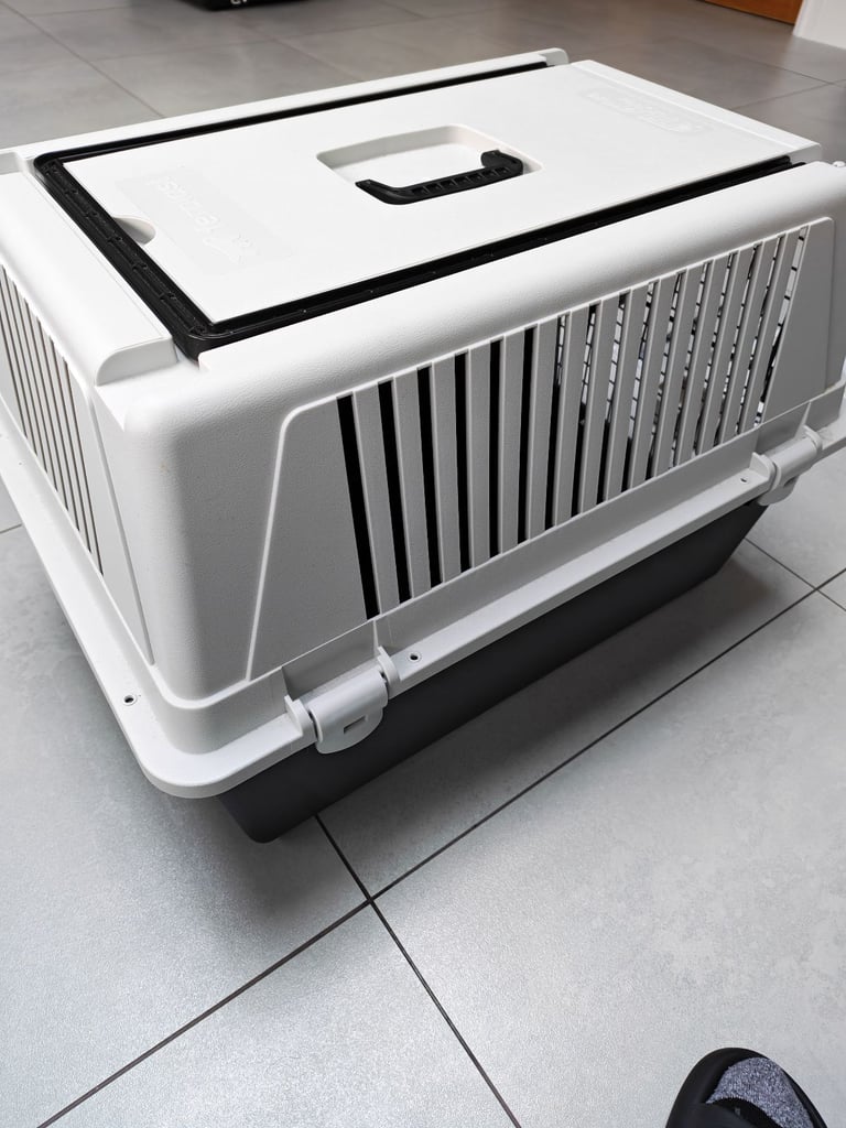 Ferplast Atlas 40 dog crate