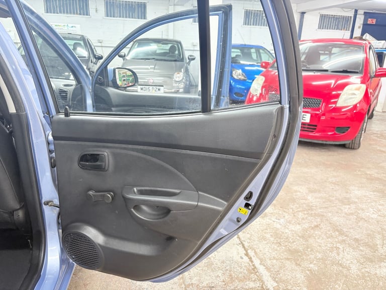 2011 Kia Picanto 1.1 2 5dr Auto HATCHBACK Petrol Automatic