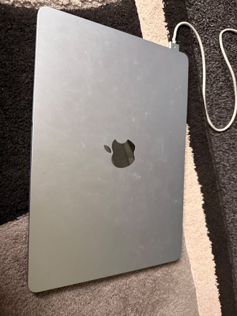 macbook air m4 2025