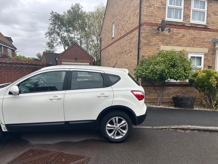 Nissan, QASHQAI, Hatchback, 2012, Manual, 1461 (cc), 5 doors